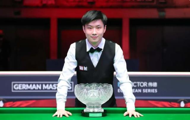 [CBA]赵继伟手感火热 侧翼三分投进加罚.